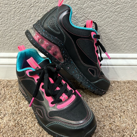 Skechers Black and Pink Athletic Shoes - Picture 2 of 12